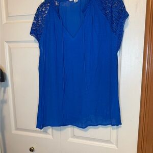 *Zac & Rachel Woman - 2X - Cap Sleeve Embellished Blouse